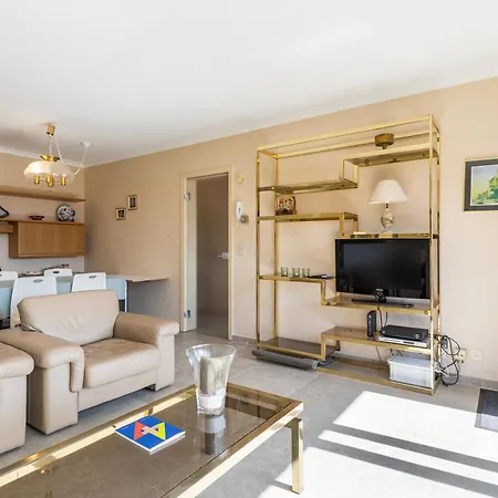 Appartement Casino 0302 *